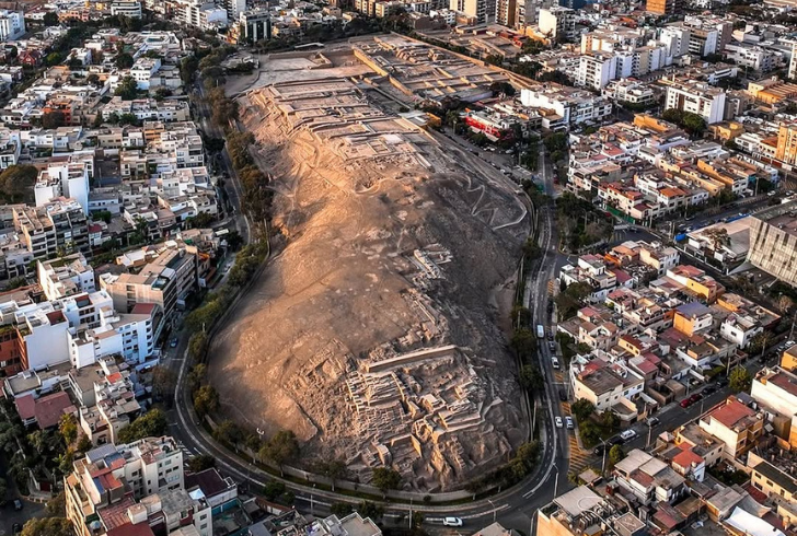 Things to do in Peru Huaca Pucllana