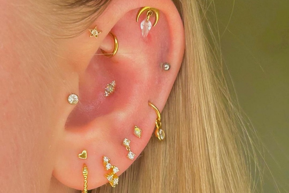 How long does a helix piercing take to heal?